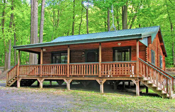Log Home cabin exterior at Adventure Bound Oak Creek